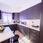 Fame With Private Pool And Gazebo Villa *
