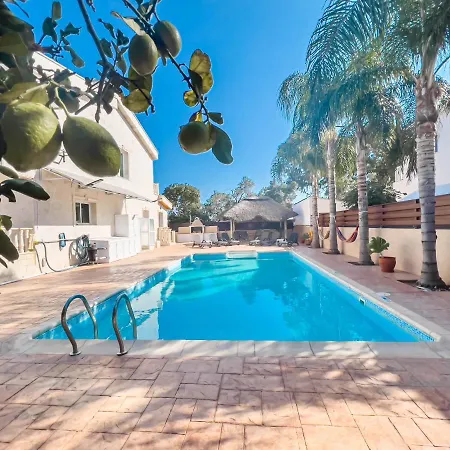 Fame With Private Pool, Jacuzzi&gazebo *