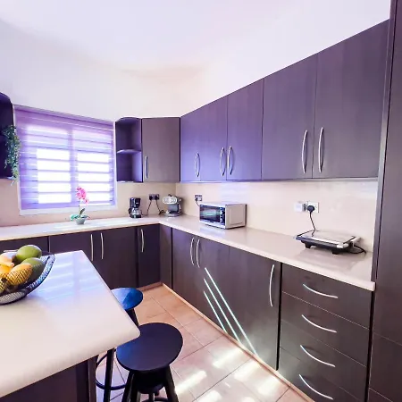 Fame With Private Pool, Jacuzzi&gazebo Villa *