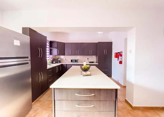 Fame With Private Pool And Gazebo *