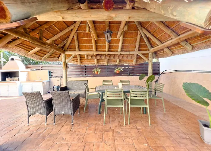 Vila Fame With Private Pool And Gazebo