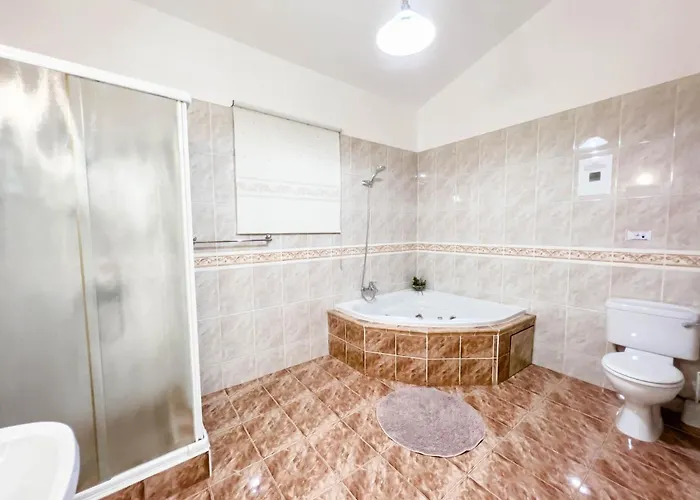 Vila Fame With Private Pool And Gazebo