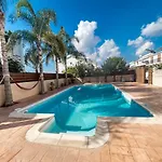 빌라 Fame With Private Pool And Gazebo 아이아 나파